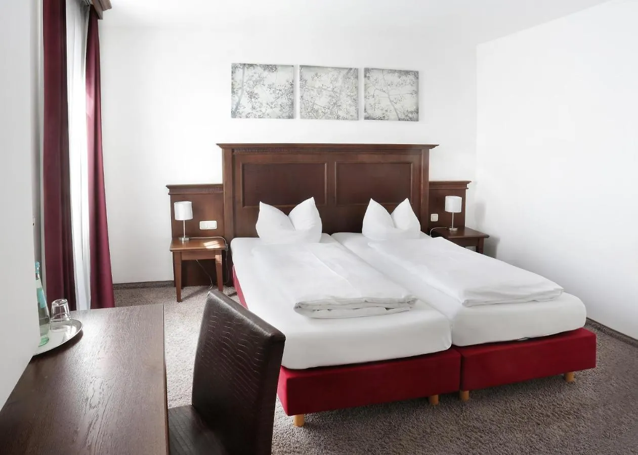 Restaurant-Cafe-Pension Himmel Landshut 3*,  Germany