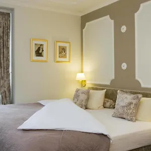 Gildors 3* Düsseldorf