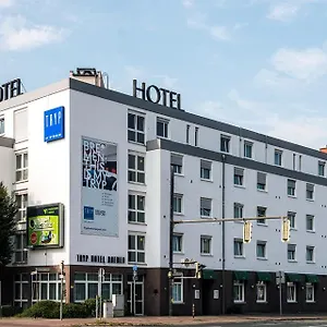 Tryp By Wyndham Airport 3* BRE