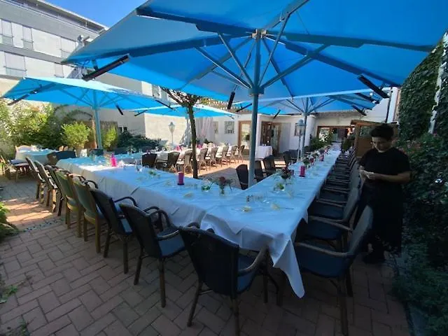 兰茨胡特 天堂餐厅咖啡馆旅馆酒店 招待所